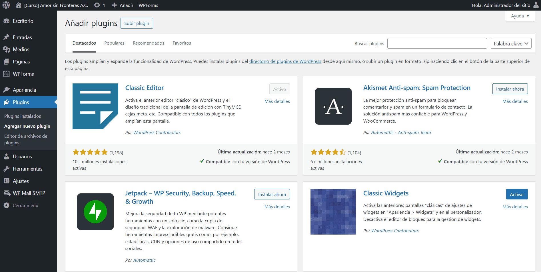 Captura de pantalla del área de administración de WordPress donde se muestra el apartado de para agregar un nuevo plugin con una lista preview de los 10 más descargados por la comunidad de usuarios.